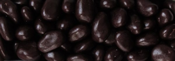 raisin et maïs grillé chocolat noir